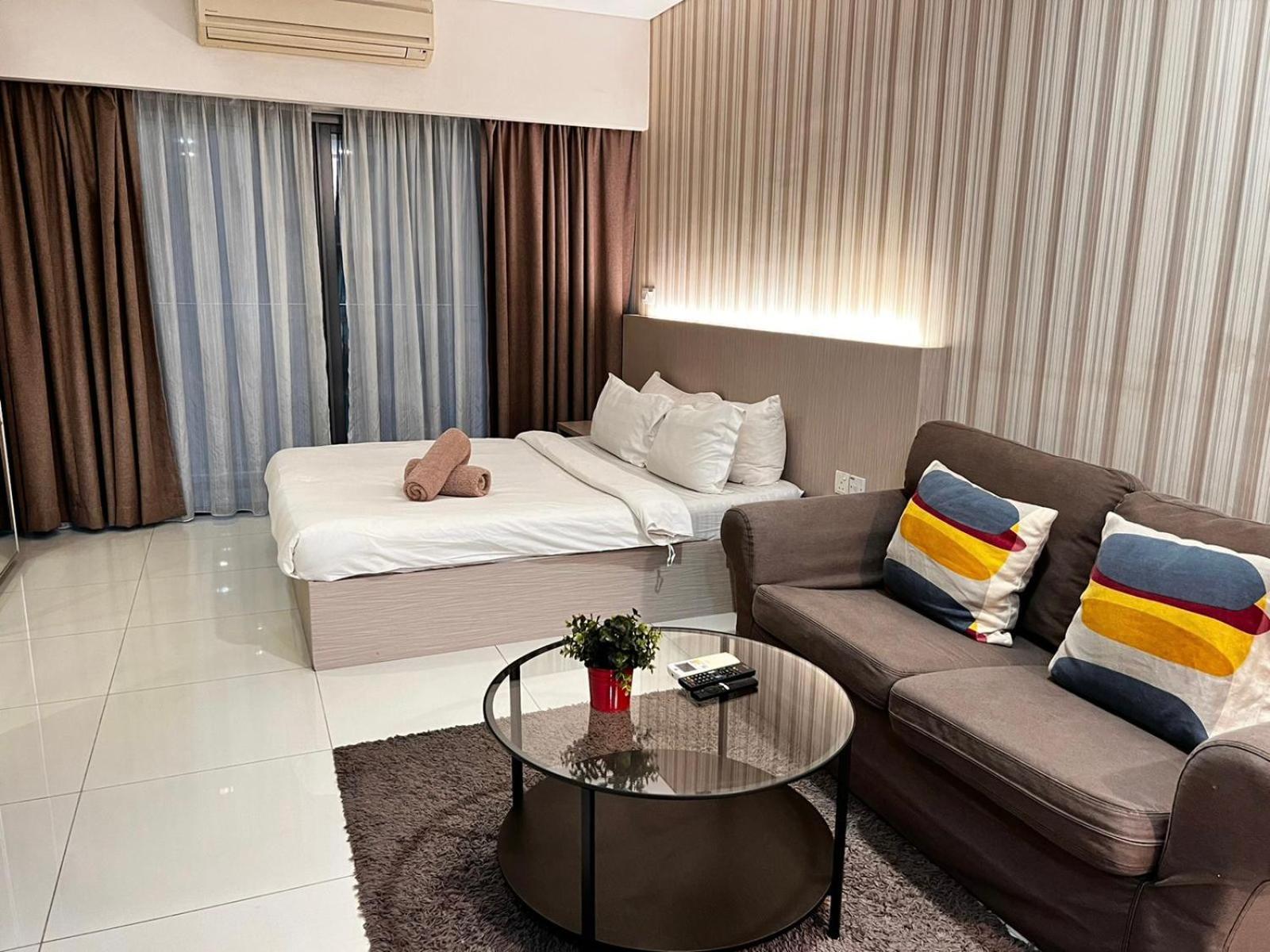 Mercu Summer Suites Klcc By Minutepointhome Kuala Lumpur Exterior photo