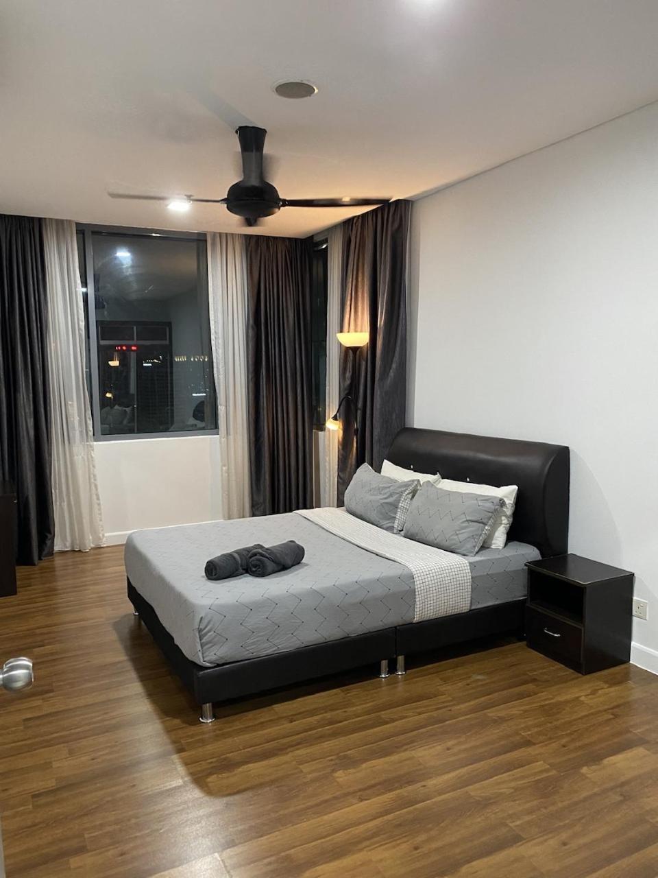 Mercu Summer Suites Klcc By Minutepointhome Kuala Lumpur Exterior photo