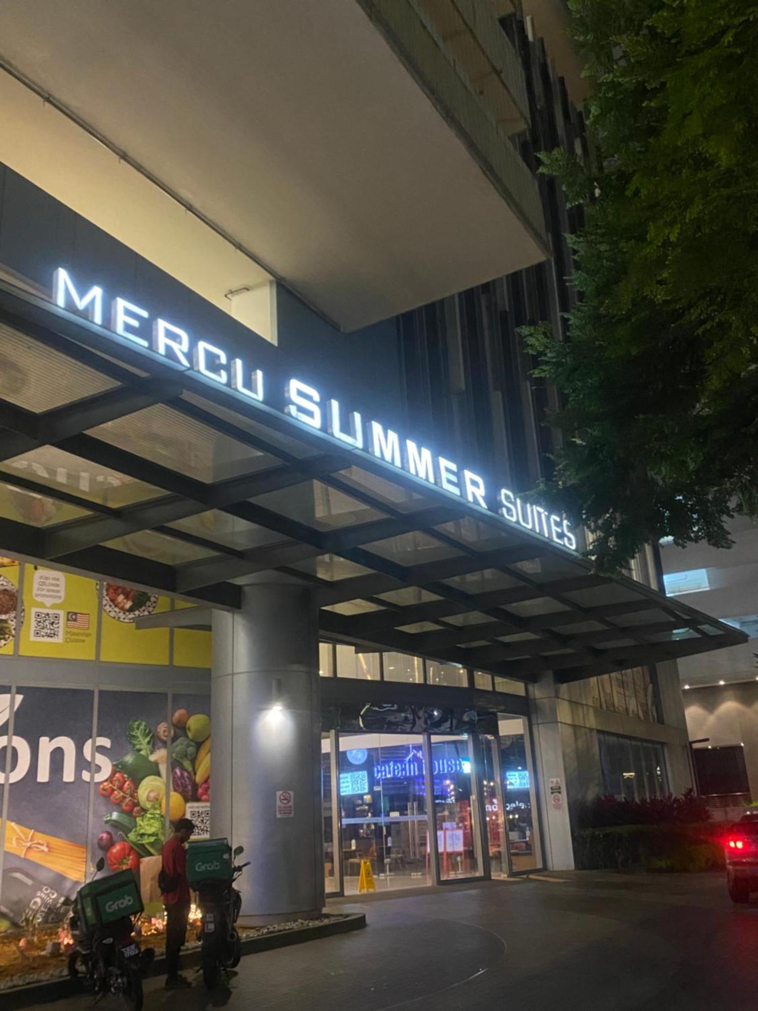 Mercu Summer Suites Klcc By Minutepointhome Kuala Lumpur Exterior photo