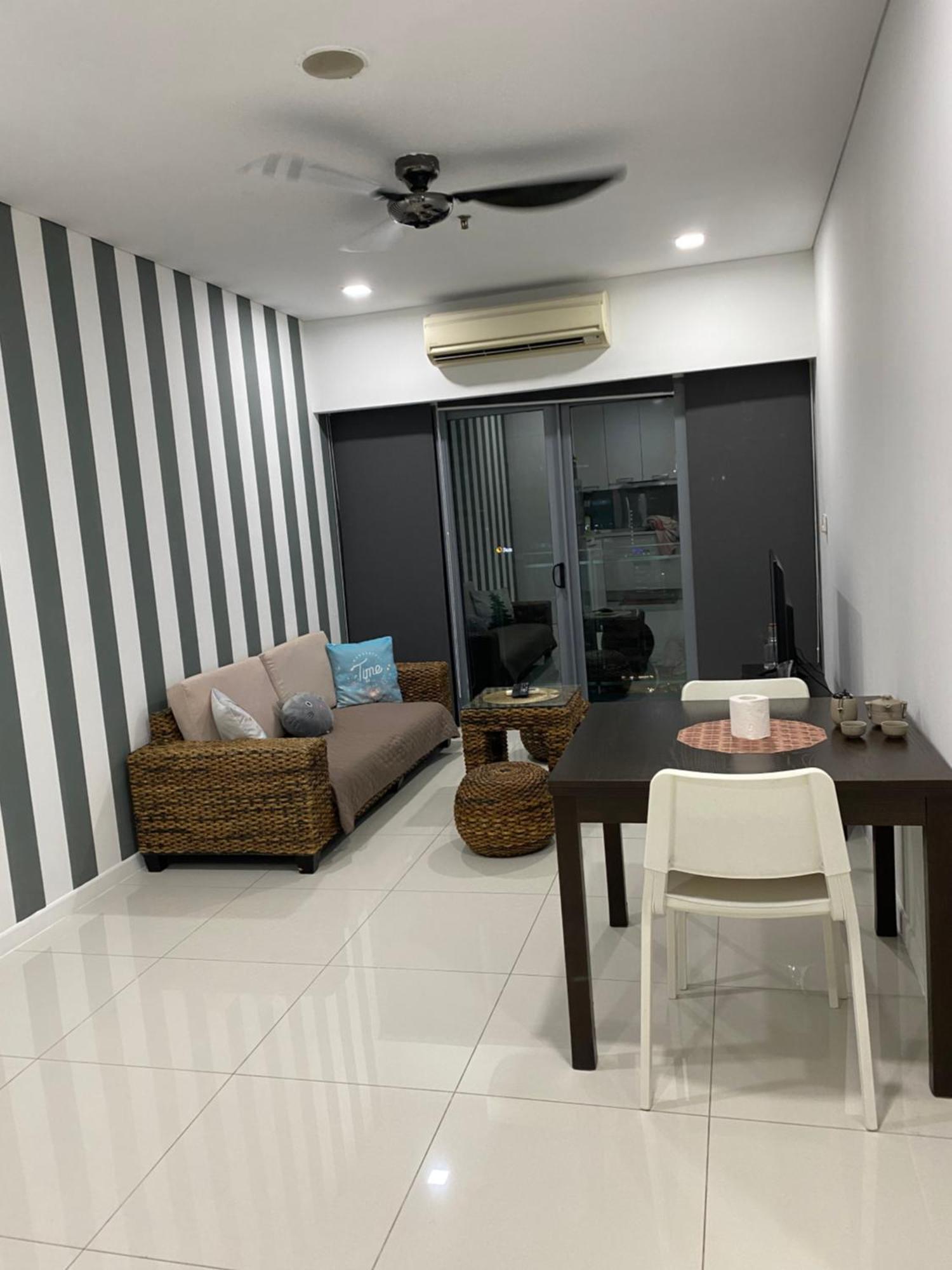 Mercu Summer Suites Klcc By Minutepointhome Kuala Lumpur Exterior photo